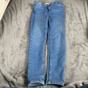 Stylish blue skinny Topshop jeans!